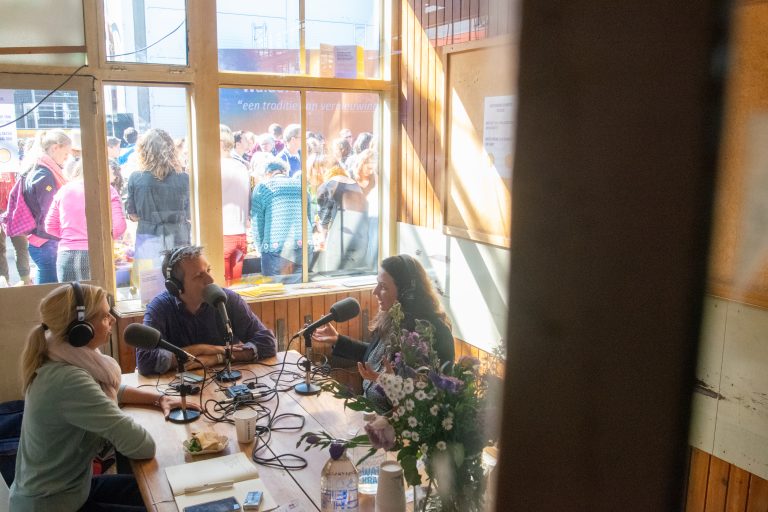 #32 LECTOR AZIZA MAYO OVER DE WAARDE(N) VAN DE VRIJESCHOOL